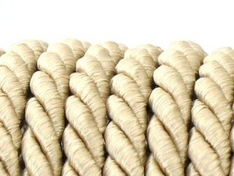 Sznur sznurek ozdobny skręcany kość słoniowa 7mm