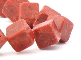 Koral czerwony kostka 14x14mm