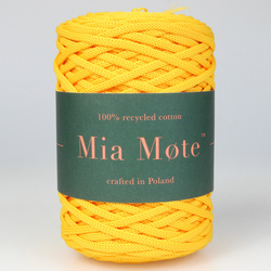Sznurek poliestrowy płaski 5 mm bez rdzenia – do torebek i makramy, Miodowy  | Orpiment on dolomite | Mia Mote™ ByBag