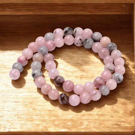 Jaspis Cherry - kamień harmonii, pasji i delikatnej siły - kula gładka 8mm