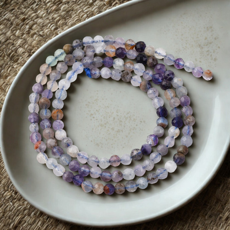 Fluoryt naturalny - kamień klarowności, harmonii i koncentracji - kula fasetowana 3mm