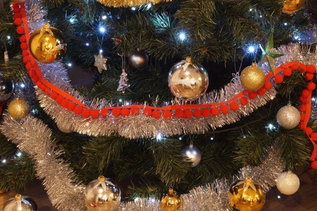 Girlandy Choinkowe Łańcuch z pomponami