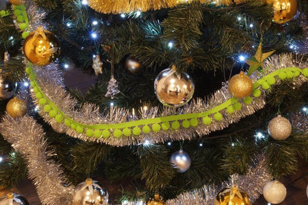 Girlandy Choinkowe Łańcuch z pomponami